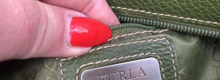 Handtasche